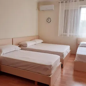 Zadeja Affittacamere Shkodër