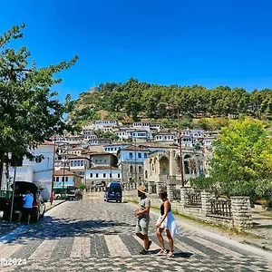 Old Town Hava Baci Gasthof Berat