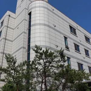 Parkwood Airport Hotel Incheon