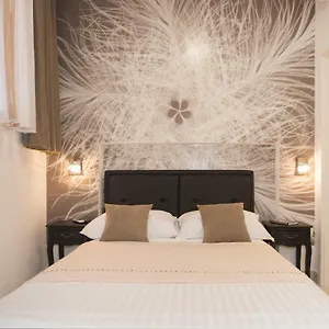& Lea Guest house