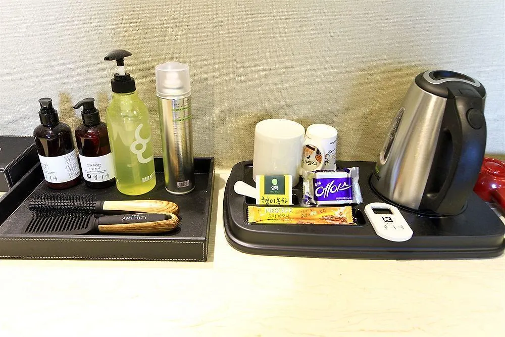 Elysee Hotel Busan 3*,