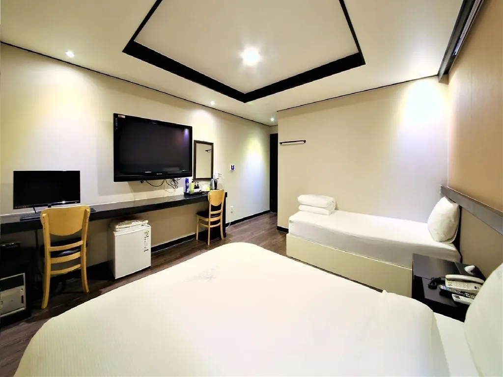 Elysee Hotel Busan