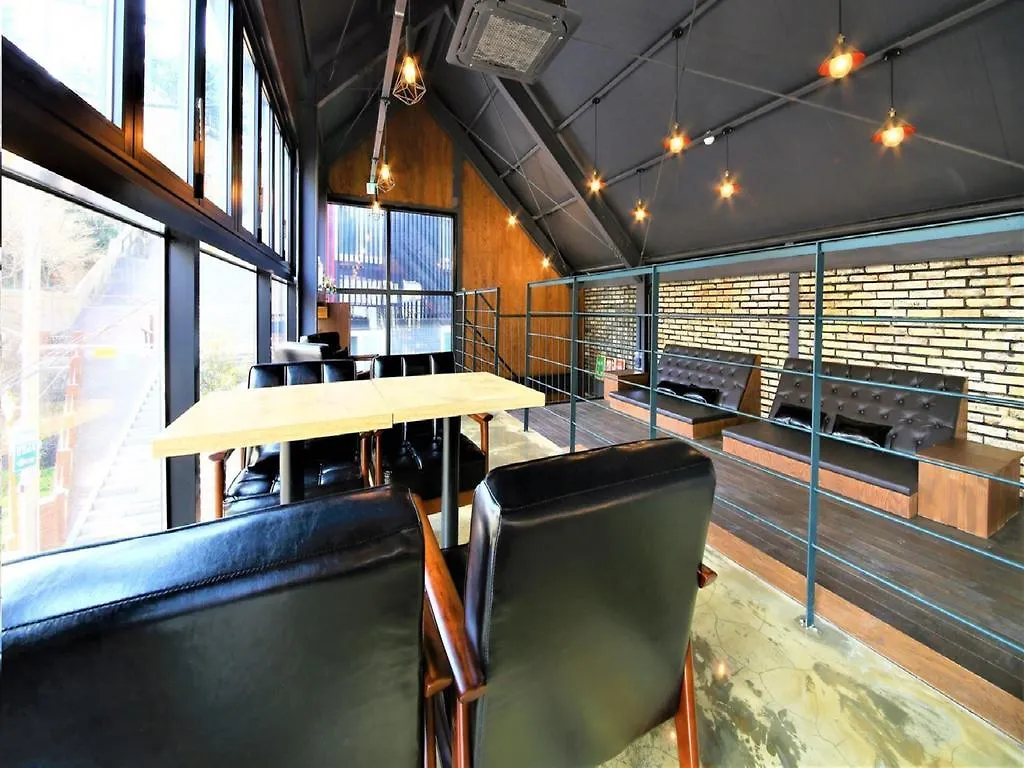Elysee Hotel Busan 3*,