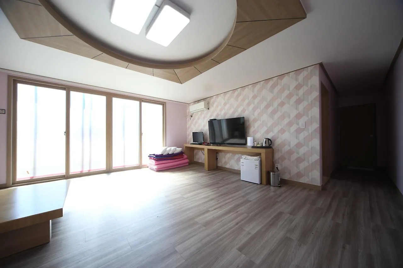 Elysee Hotel Busan