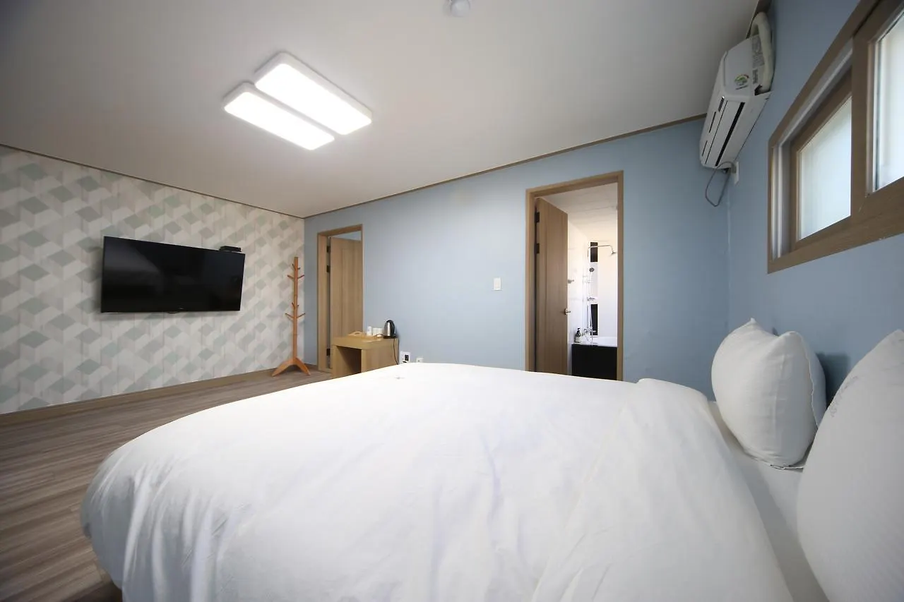 Elysee Hotel Busan 3*,  South Korea