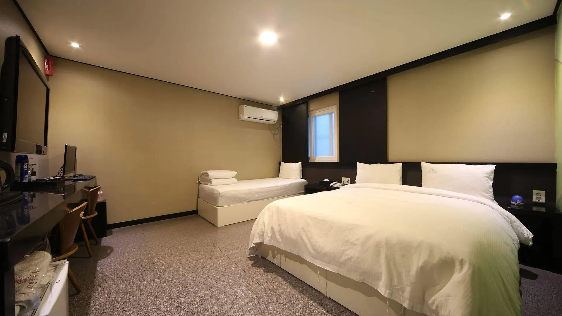 Elysee Hotel Busan