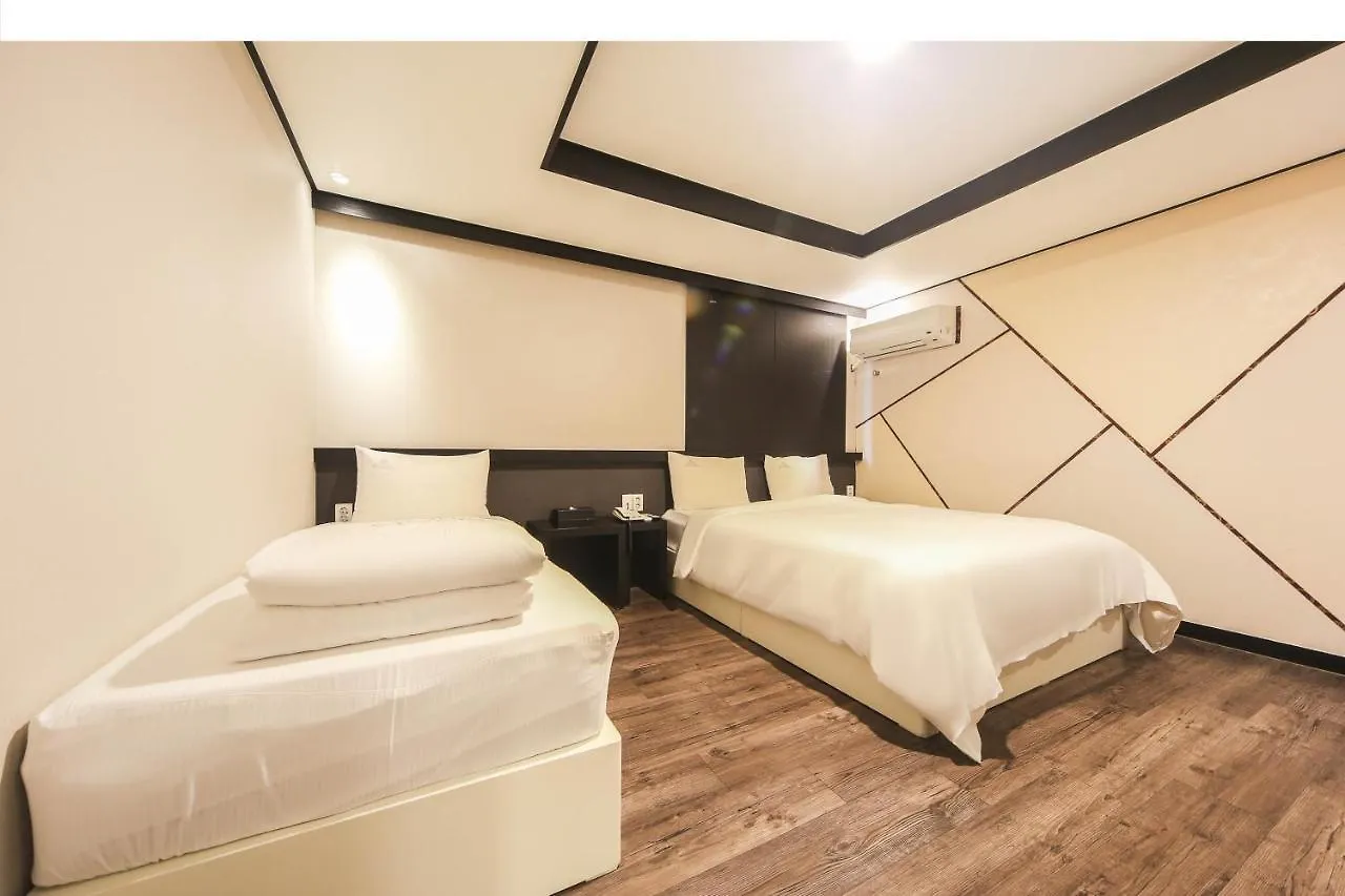 Elysee Hotel Busan