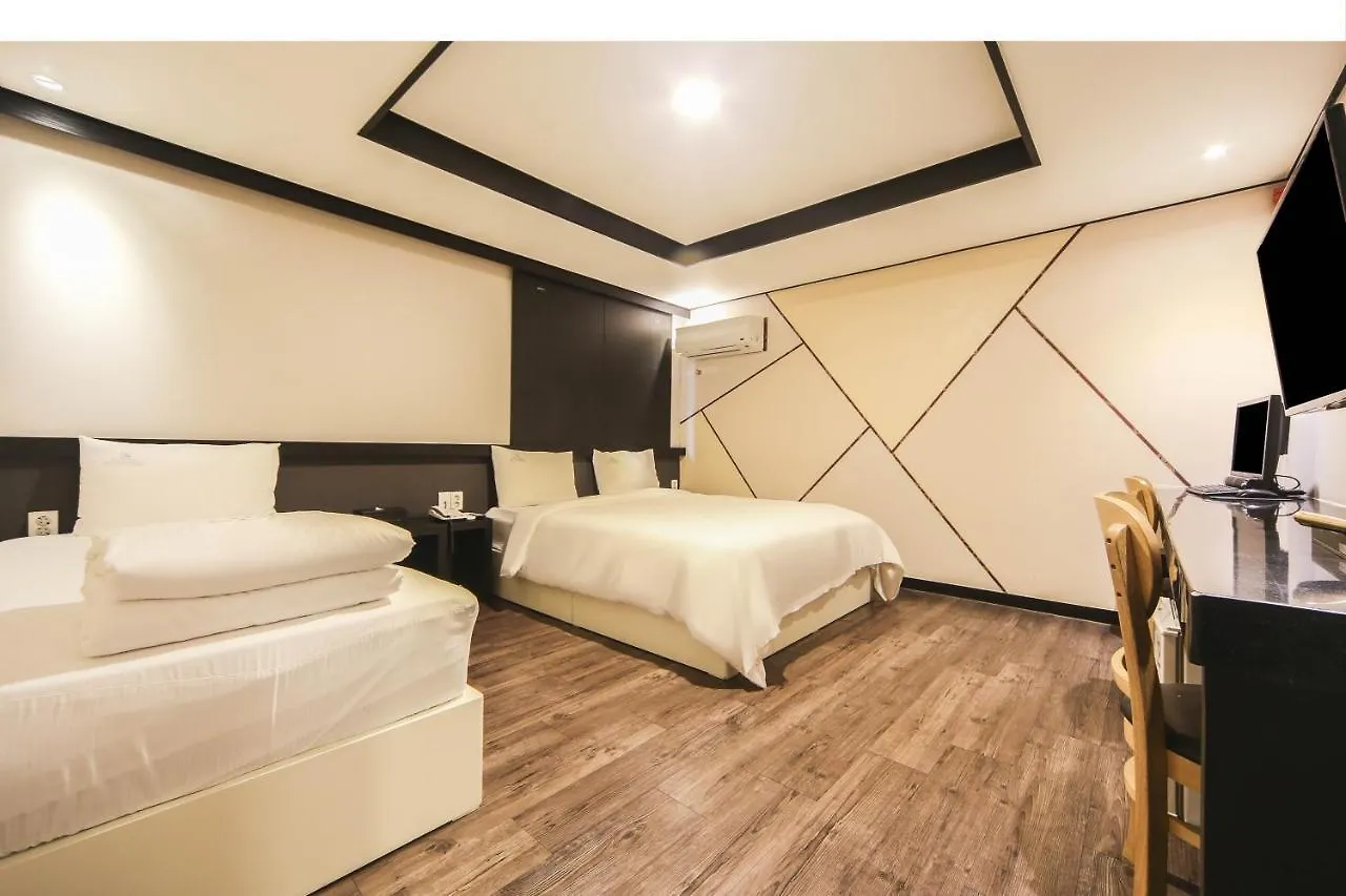 Elysee Hotel Busan