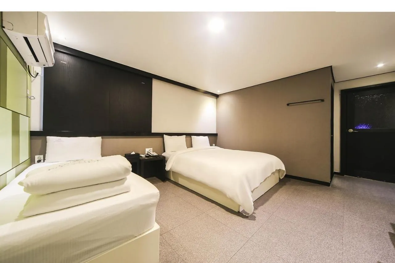 Elysee Hotel Busan